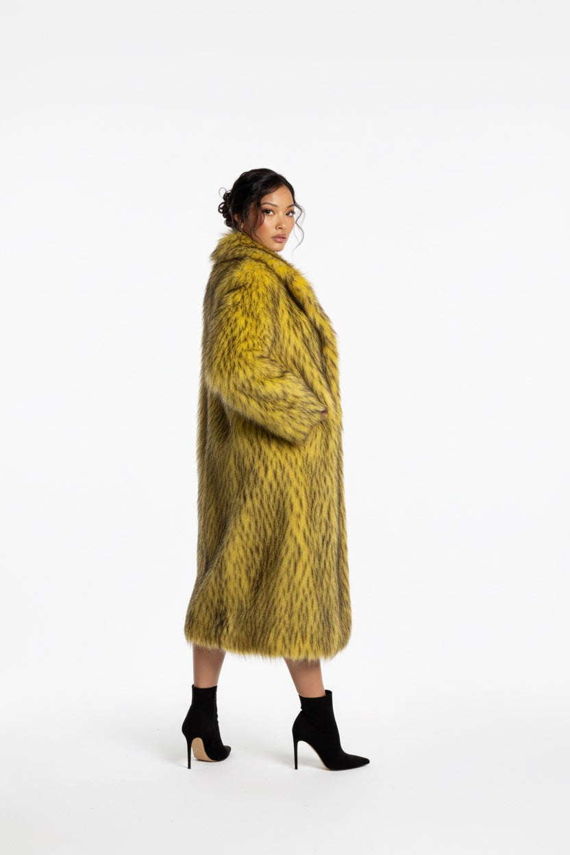 115 Συνθετική μάξι γούνα