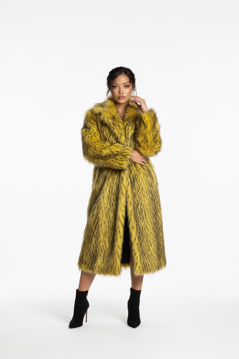 115 Συνθετική μάξι γούνα