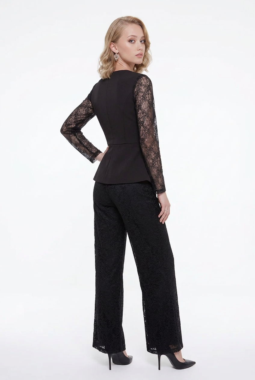 185 Elegant Black Set Crepe with Luxury Lace & Frame Neckline